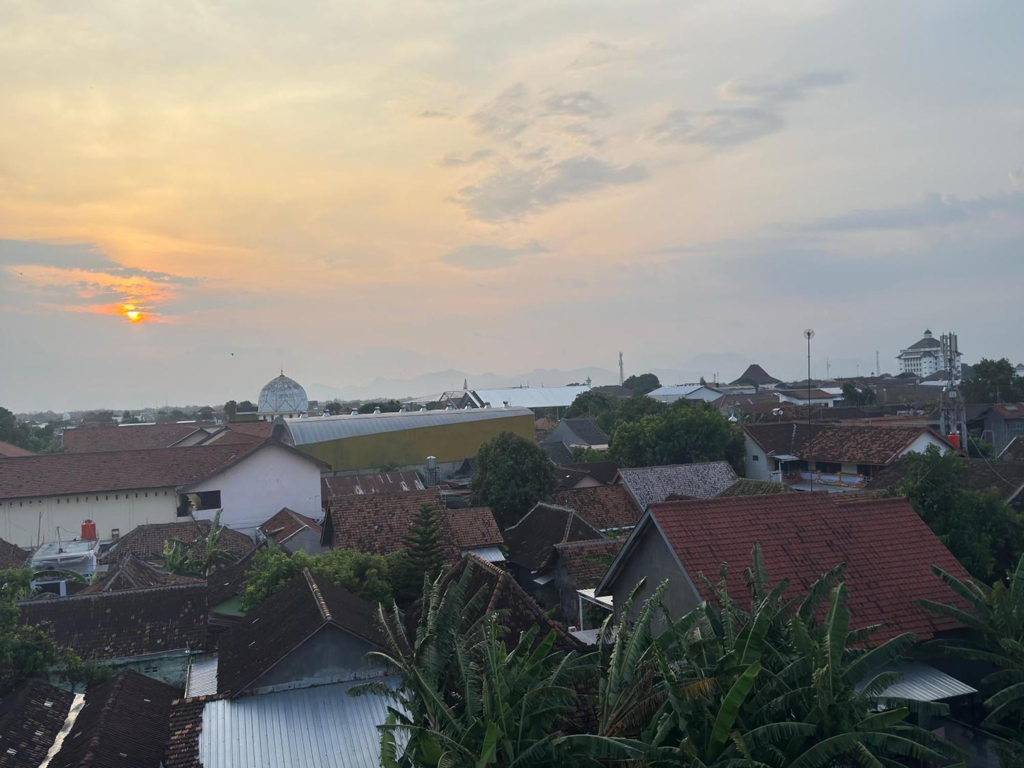 Han Gang Syariah Ponorogo Exterior photo